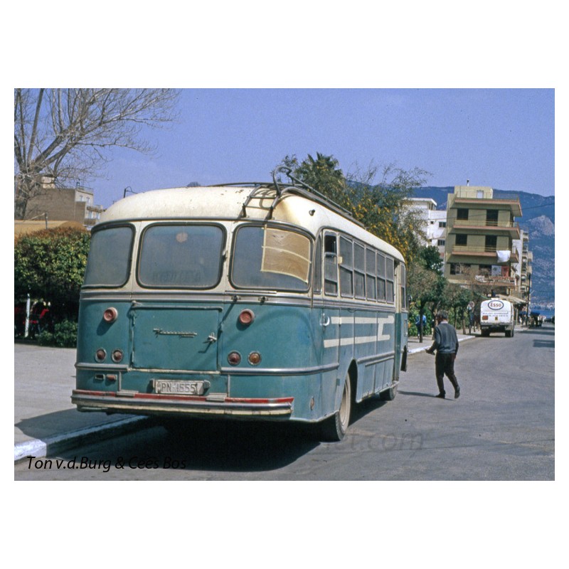 Bedford SB8 1/87