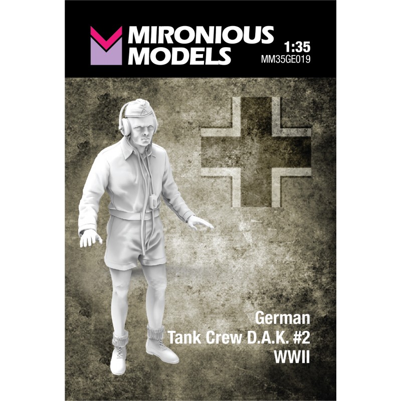 WWII German Tank Crew Winter Uniform (No.1), 1/35